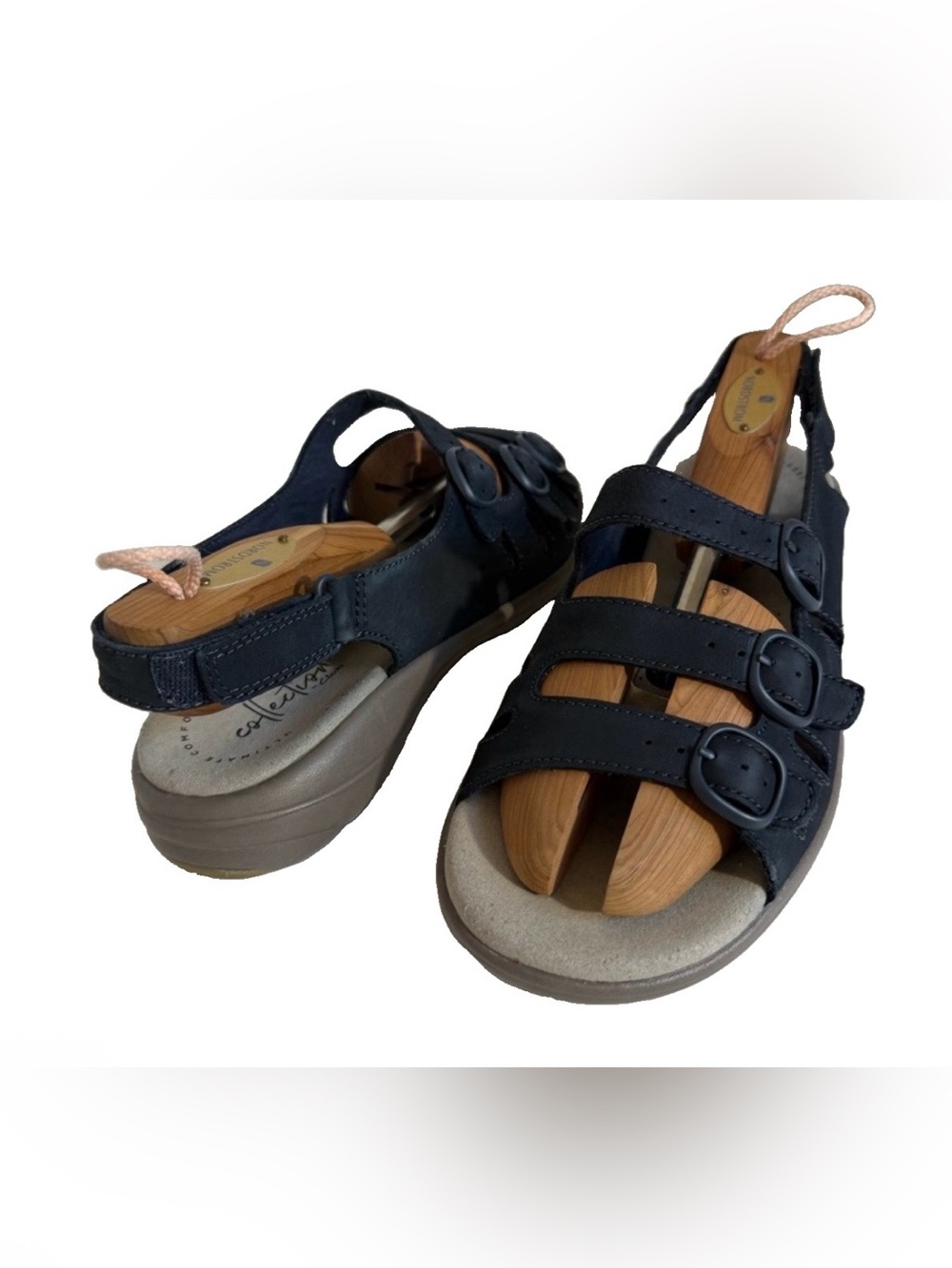 Clarks Collection Women’s Navy Leather Comfort Slingback Sandals US 8